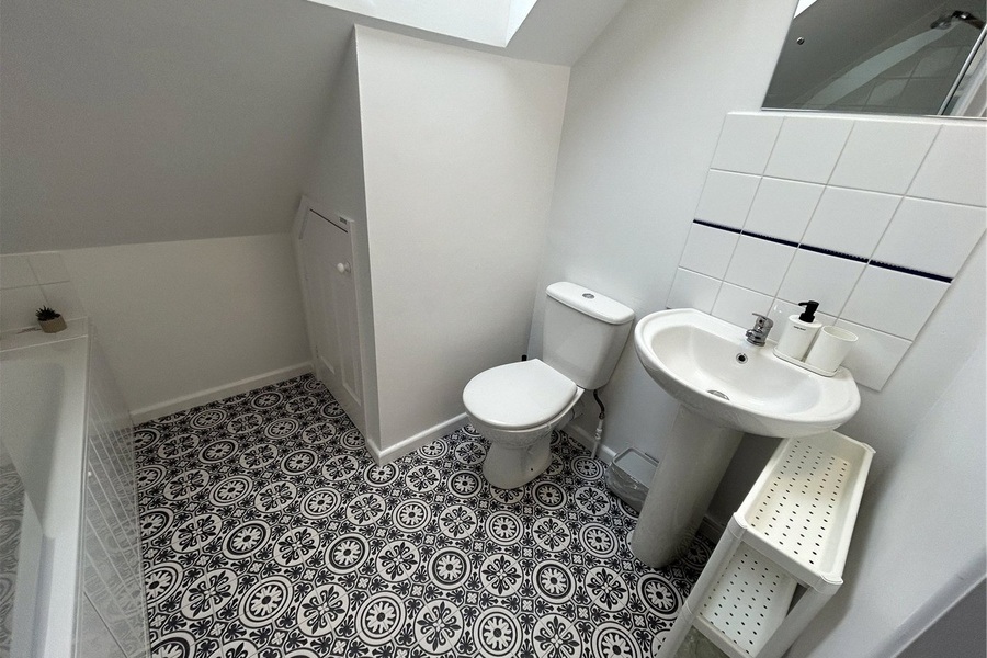 En-Suite Bathroom