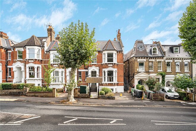 Ferme Park Road, London, N4