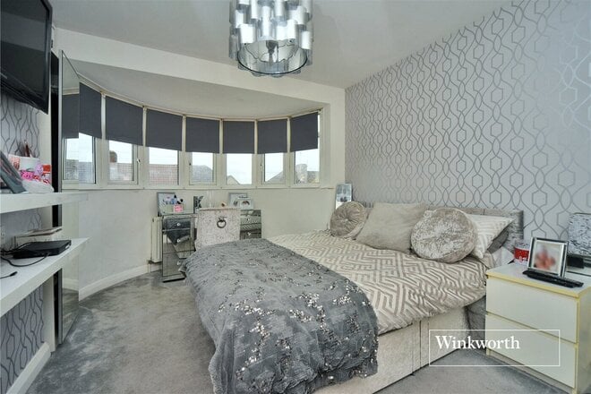 Rougemont Avenue, Morden, SM4