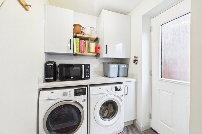Canberra Crescent, Devon, EX16