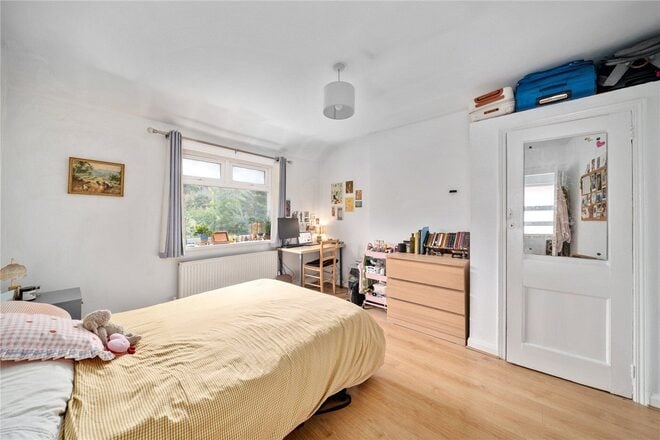 Broadwater Road, London, SW17