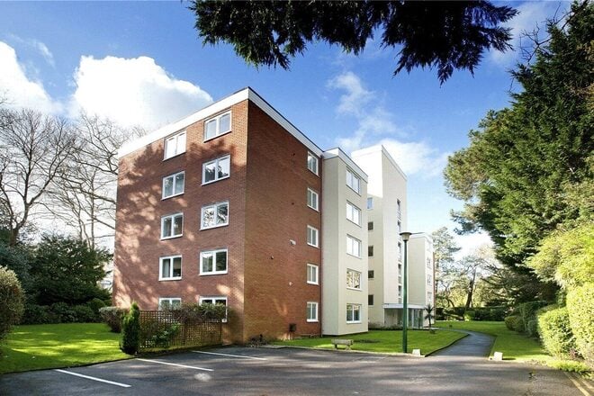 The Avenue, Dorset, BH13