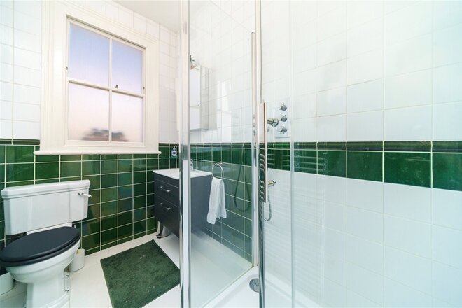 Southfield Road, London, W4