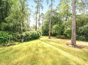 Kestrel Close, Farnham, GU10