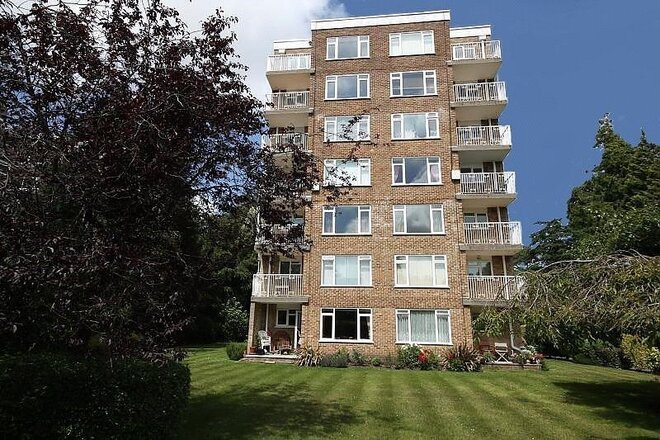 Woodlands, Poole, BH13