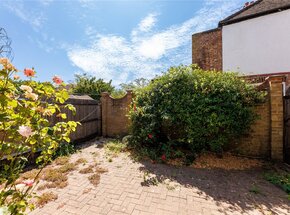 Gressenhall Road, London, SW18