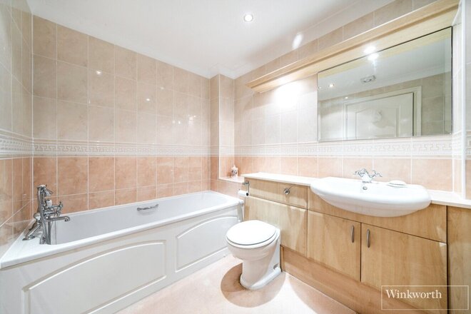 Onslow Road, Berkshire, SL5
