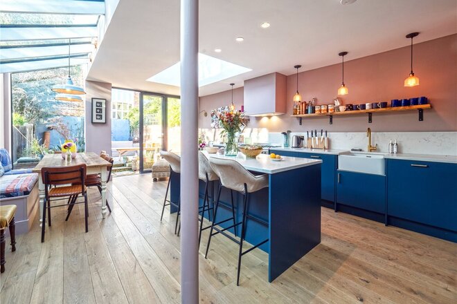 Chaucer Road, London, SE24