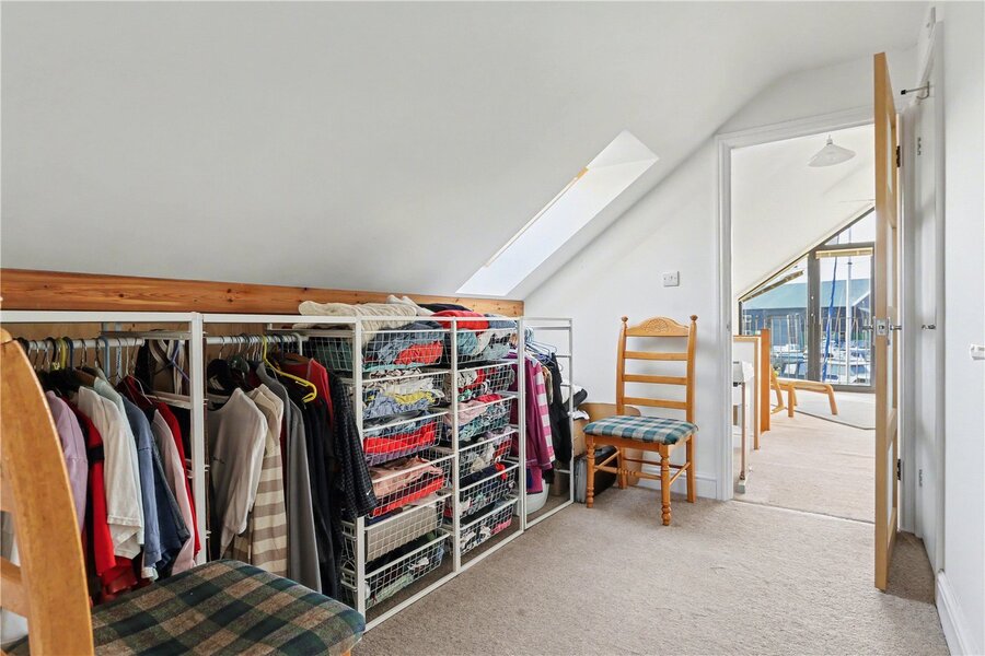 Study/Dressing