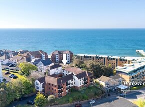 Sea Road, Bournemouth, BH5