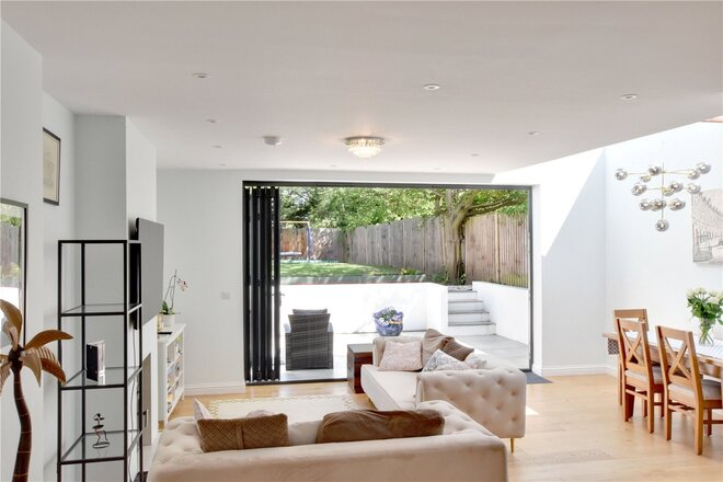 Lee Road, Blackheath, SE3