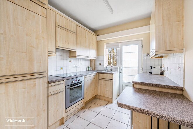 Gloucester Court, Richmond, TW9