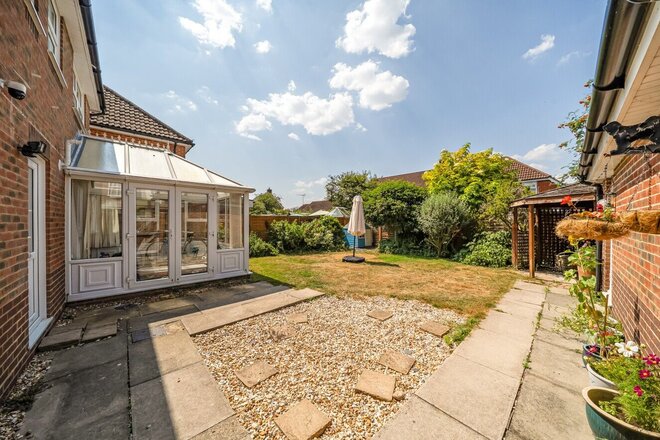 Withy Close, Hampshire, SO51