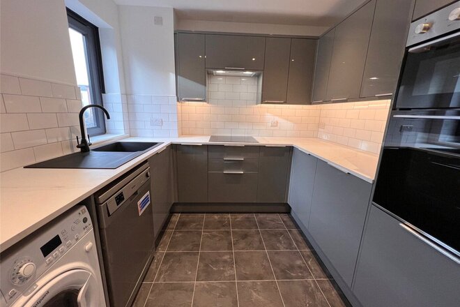 Becketts Place, Kingston upon Thames, KT1