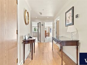 Hendon Lane, Finchley, N3