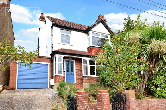 Moreton Road, Worcester Park, KT4