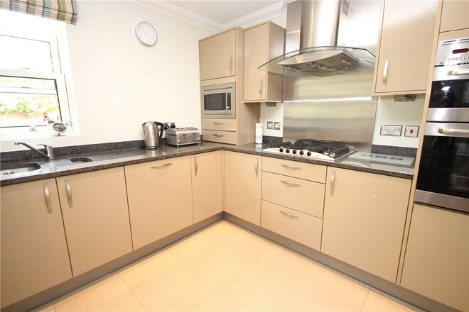 St Osmunds Road, Poole, BH14