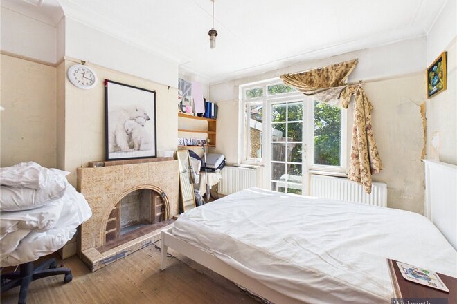 Weald Lane, Harrow, HA3