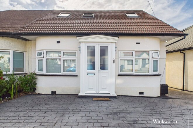 Winston Avenue, London, NW9