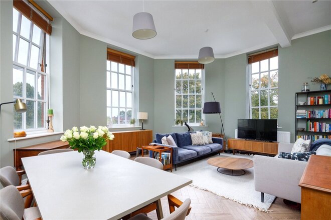 West Hill, London, SW15