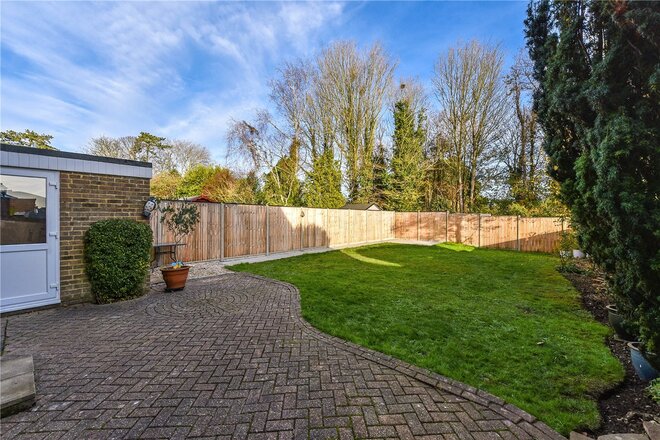 Downlands Way, Winchester, SO21