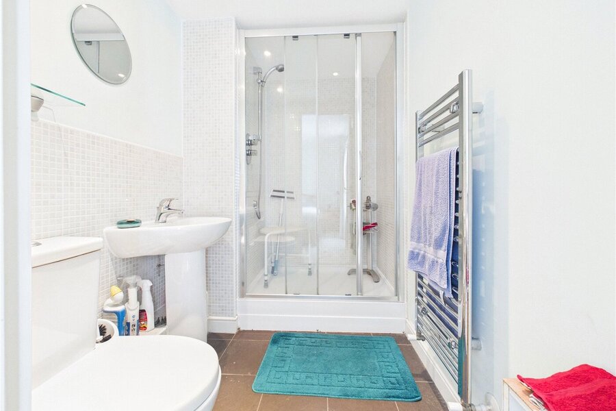 Ensuite