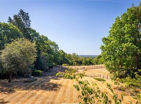Sheephatch Lane, Farnham, GU10