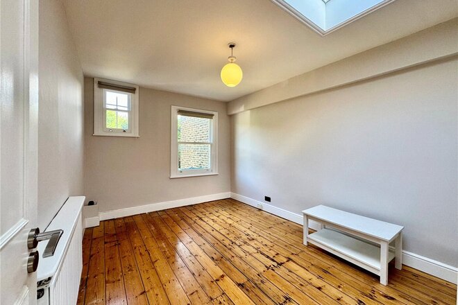 Lancaster Road, London, N4