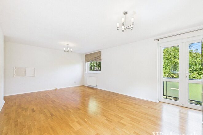 Hillcrest Road, London, W5