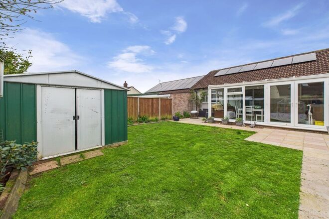Nymet Avenue, Crediton, EX17