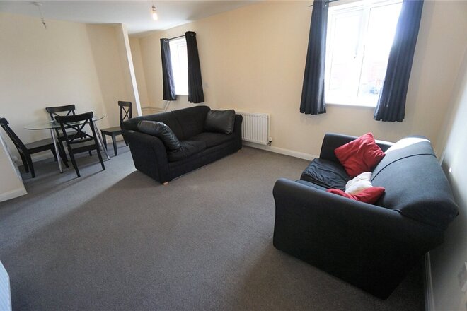 Emerson Square, Bristol, BS7