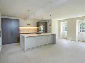 Oakfield, Batht, BA1