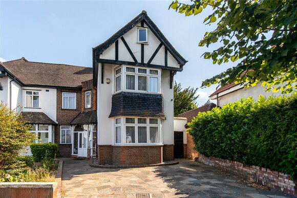 Evelyn Grove, London, W5