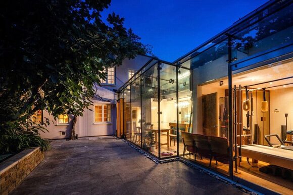Melina Place, London, NW8