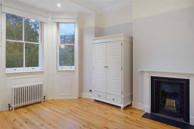 Dulwich Wood Avenue, London, SE19