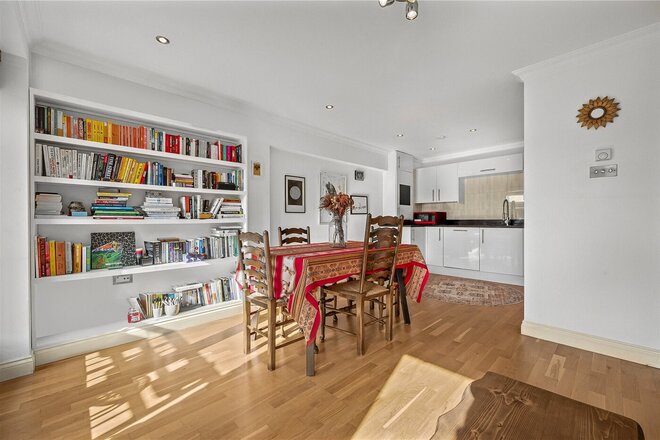 Woodseer Street, London, E1