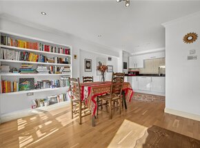 Woodseer Street, London, E1