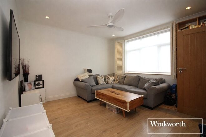 Ashley Drive, Hertfordshire, WD6
