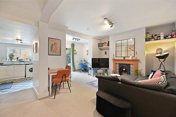 Westwick Gardens, Brook Green, W14