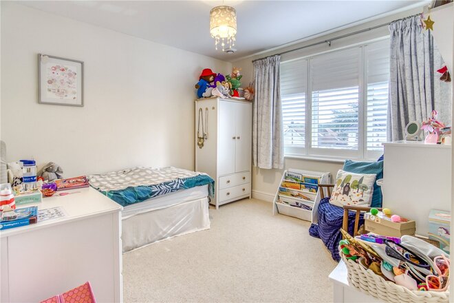 Kings Avenue, Poole, BH14