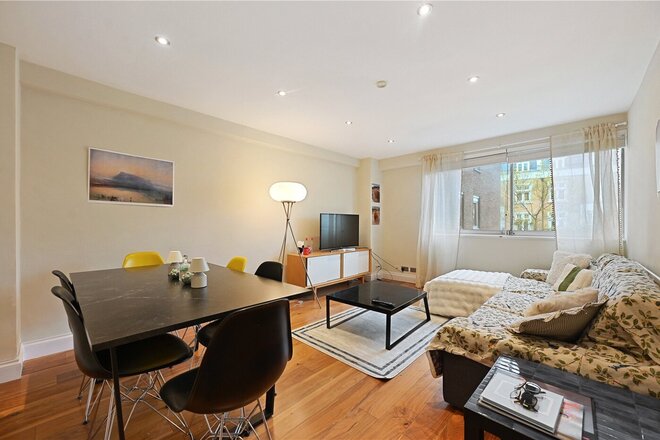 Kensington Heights, London, W8