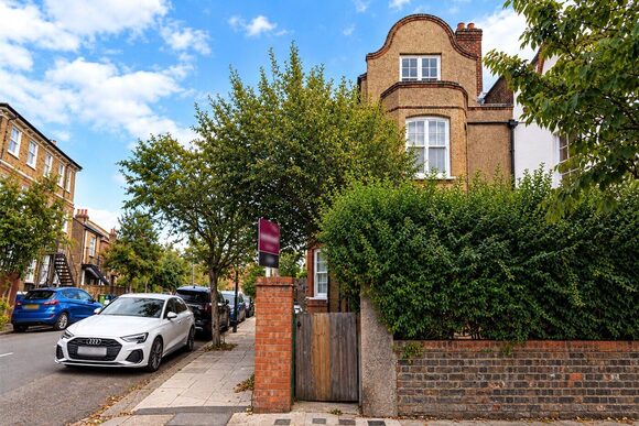Oakhurst Grove, East Dulwich, SE22