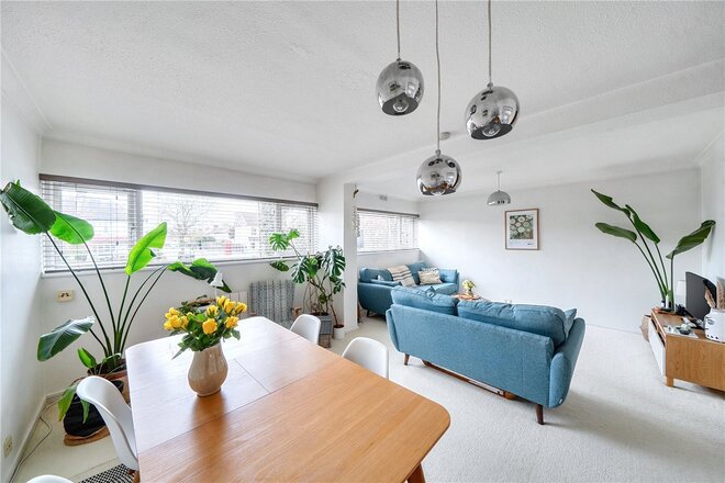 Burnt Ash Hill, Lee, SE12