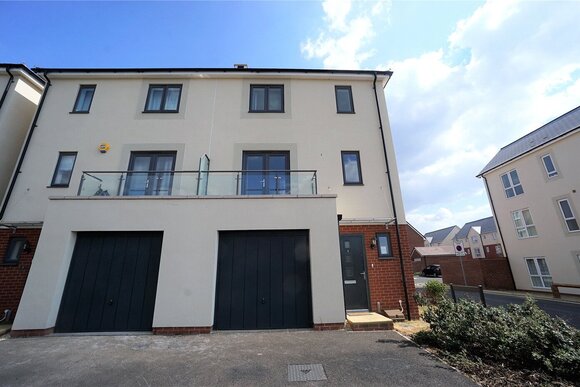Slade Baker Way, Bristol, BS16