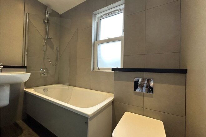 Princess Crescent, London, N4