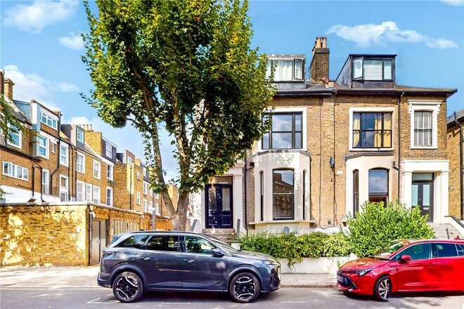 Pemberton Gardens, London, N19