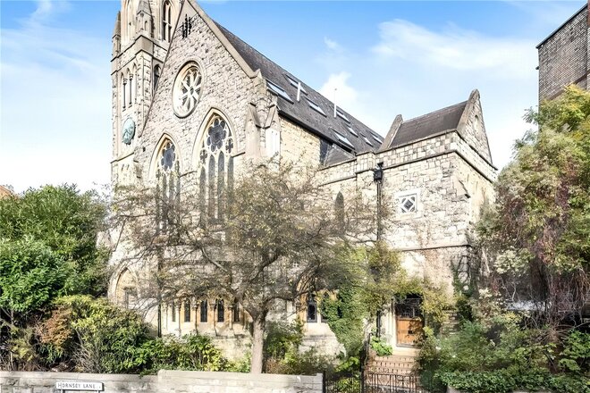 Cloisters Court, London, N6
