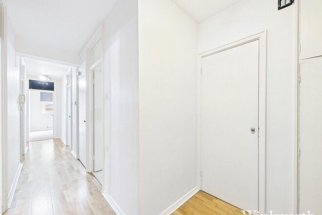 Hillcrest Road, London, W5