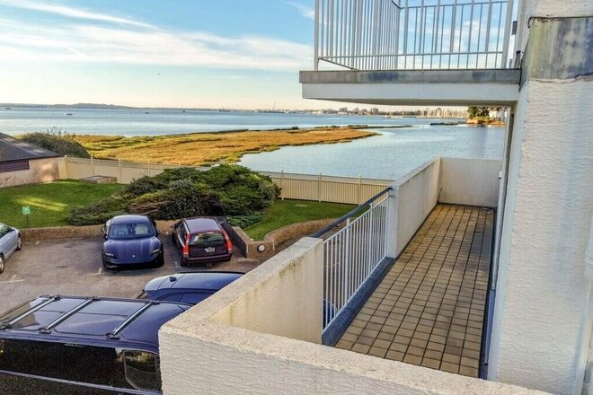 Salterns Way, Poole, BH14