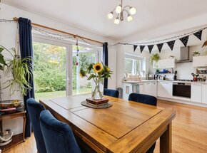 Whitecross Square, Gloucestershire, GL53
